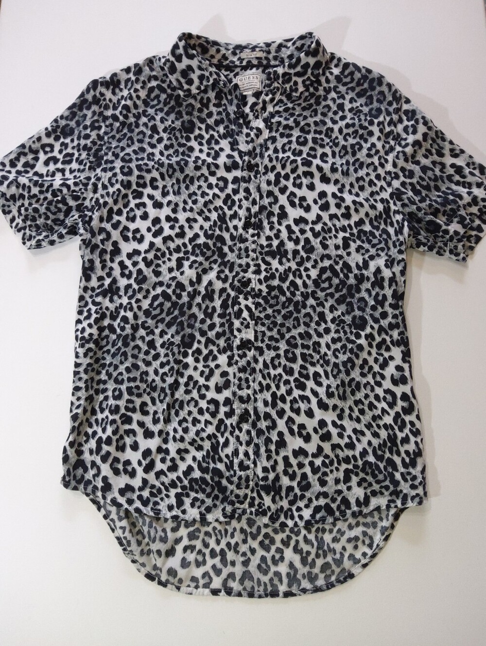 Guess Button Down Shirt Womens Small Slim Fit Black Grey Leopard Print